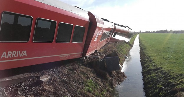 18 blessés dans une collision entre un train et un camion aux Pays-Bas 18/11/2016 28783310