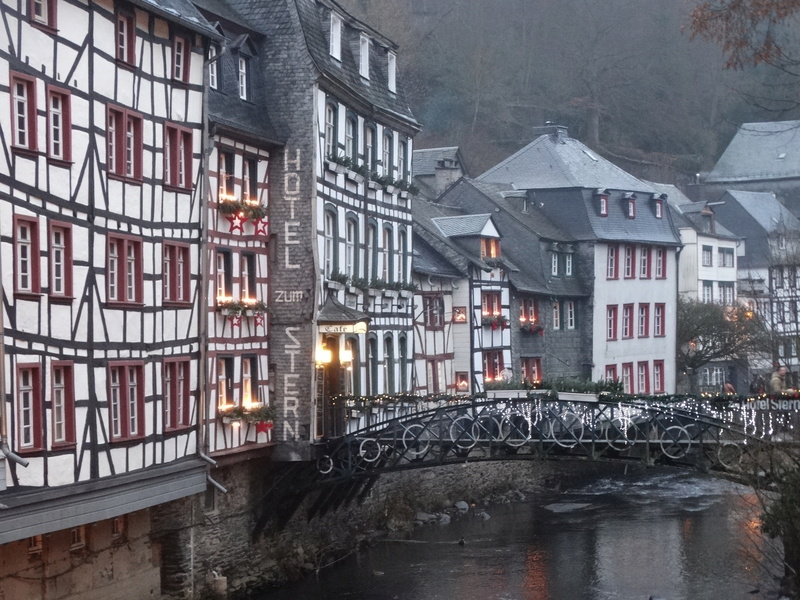 marché de noël d' aix la chapelle et monschau  Dsc02027