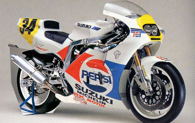 Habillage contre nature ? 89rgv110