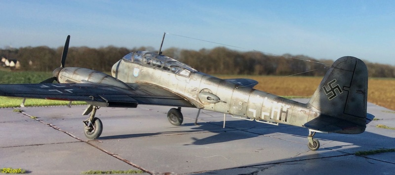 [Italeri] Messerschmitt Me 410 Hornisse 1/72  Me410_10