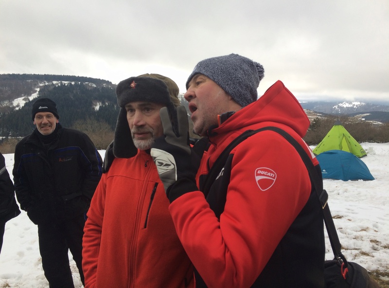   Les Bonnets Givrés au lac d'Issarles  ( 07)   les 11 et 12 février 2017 Img_4028