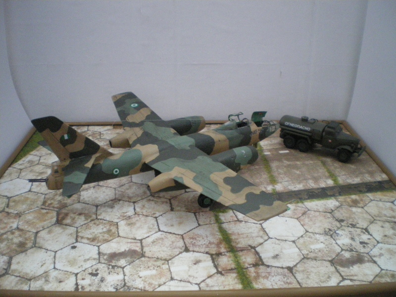  [Trumpeter] Ilyushin IL-28 "Beagle"/Nigerian Air Force 1969 Imgp0086