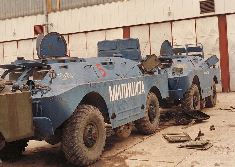 BRDM 2 serbe police militaire (Verlinden au 1/35eme) 67200710