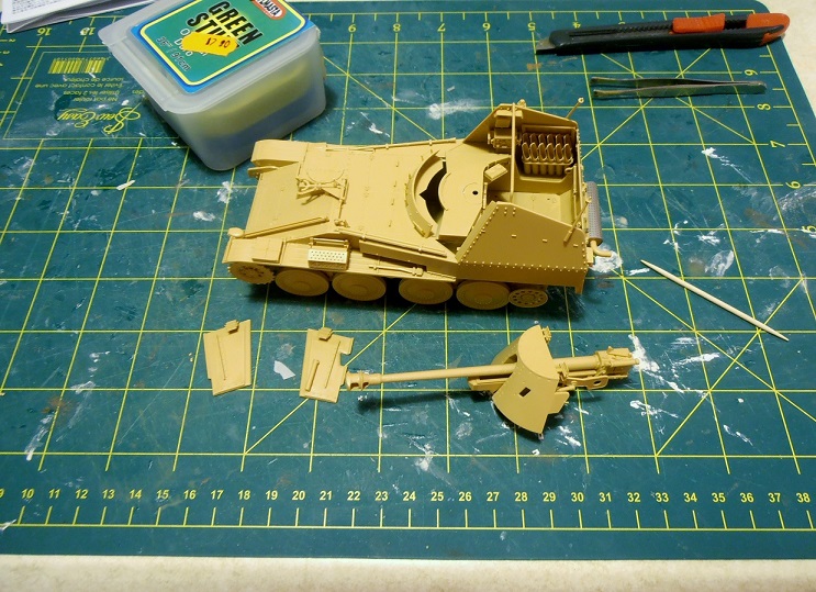 La guerre des haies Normandie 1944 ( Tamiya, nemrod, blast model au 1/35eme ) " montage avec ctreize " - Page 4 Pb220312