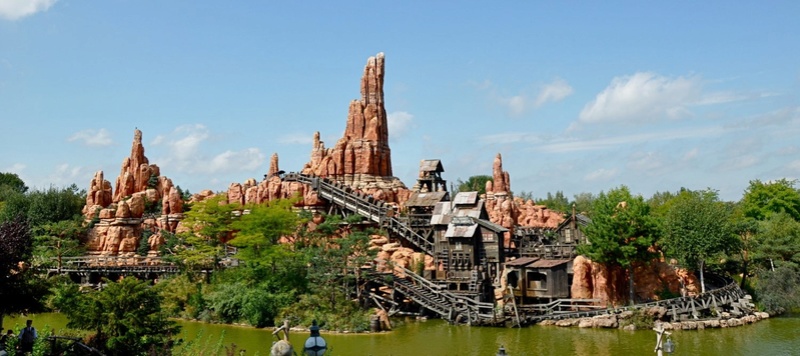 10 bonnes raisons de ne JAMAIS aller à Disneyland Paris ! (Source http://www.alibabuy.com) 410