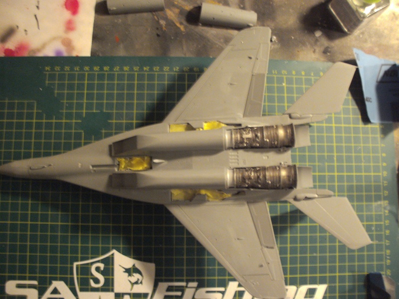 mig 29 fulcrum c 9-13 "great wall hobby" - Page 3 Pict1345