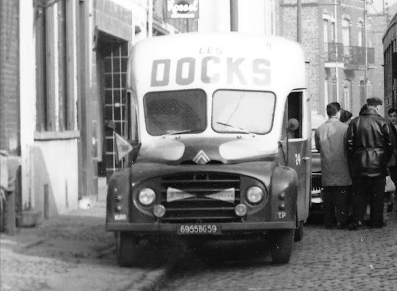 Citroën : photos - Les "Vieux de la Veille" ! Docks10