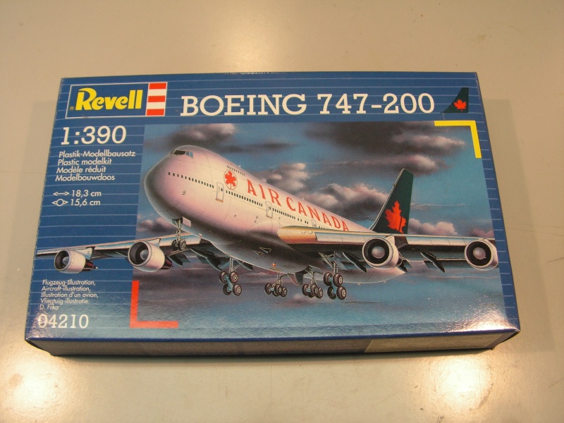 Boeing 747-200   Air Canada  Revell  1:390 Pict3535