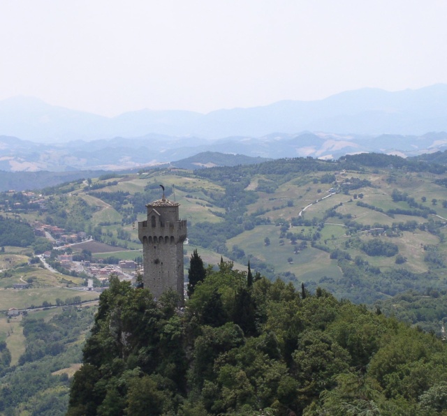 Tentang Republik San Marino Montal10