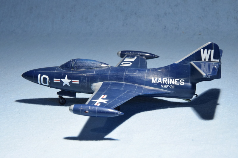 Grumman F9F-3 "Panther" - 1/72 - Hobby Boss - Page 5 Dsc_0217