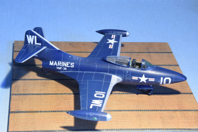 Grumman F9F-3 "Panther" - 1/72 - Hobby Boss - Page 5 Dsc_0230