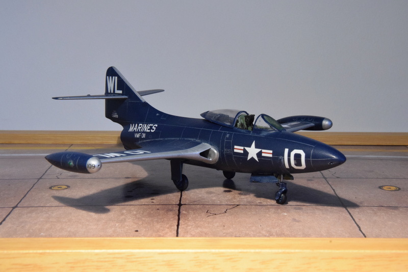 Grumman F9F-3 "Panther" - 1/72 - Hobby Boss Dsc_0247