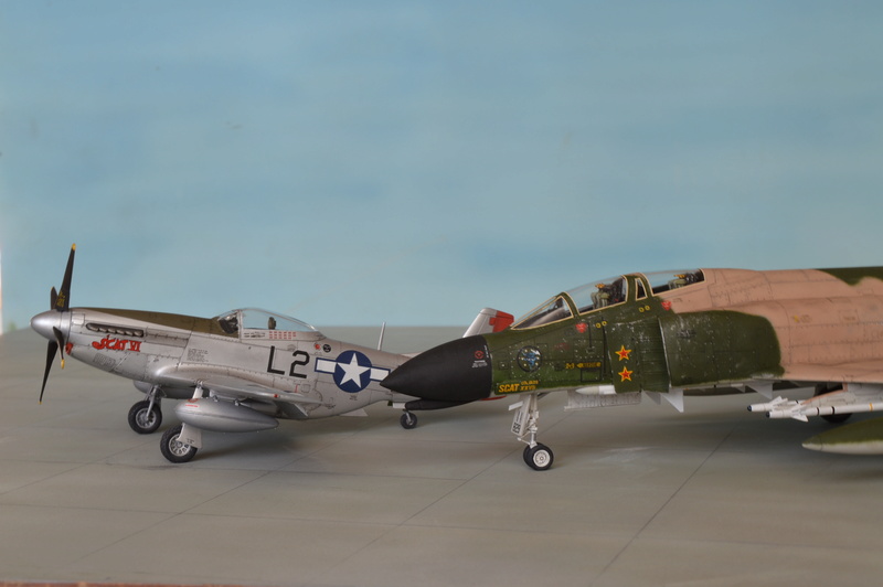 Triple Ace  Robin Olds  P 38J Lightning, P 51D Mustang, F 4C Phantom II , Academy,Tamiya,Hasegawa  1/72 - Page 5 Dsc_0025