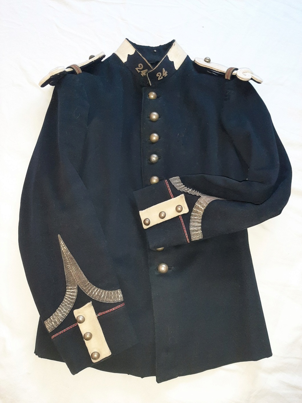 Les uniformes portés par les dragons (Troupe et officier)  20210132