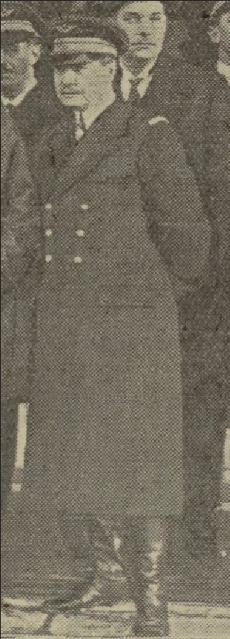 Les officiers généraux de l'armée de l'air 1939 1940 - Page 5 Bouche13