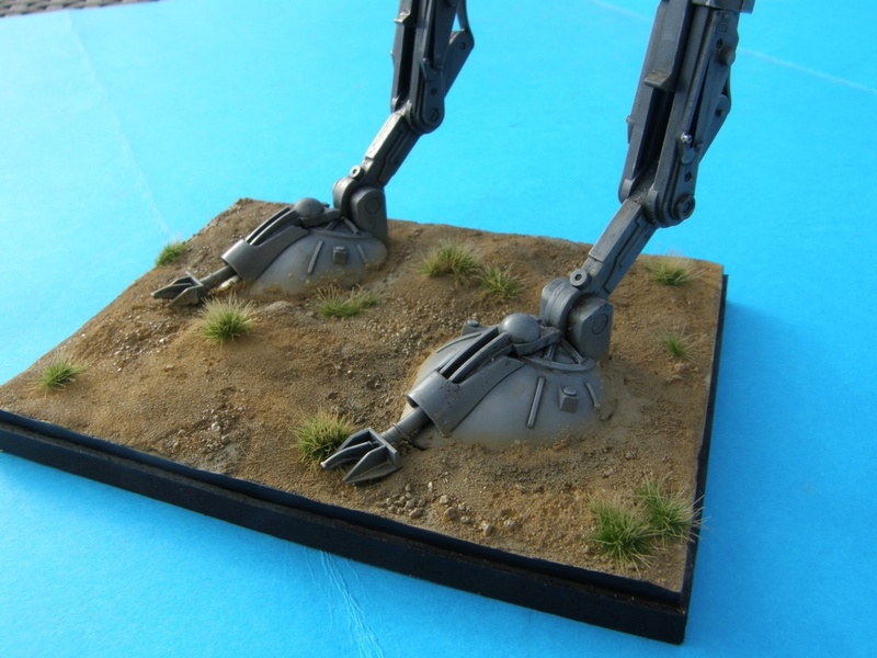 AT ST 1/48 de bandai ... vous savez le truc sur 2 pattes dans star wars ...  Image149