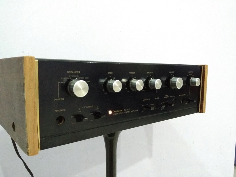 Vintage Sansui AU-505 Stereo Integrated Amplifier Img_2094
