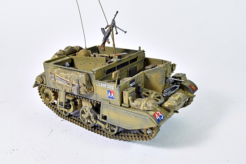 Universal Carrier MkII (Canadian Markings) 00413