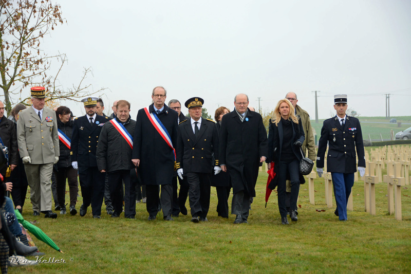 Cérémonie d'inhumation des 5 Poilus découverts en octobre 2015 (Nécropole de Cormicy) Dsc_3510