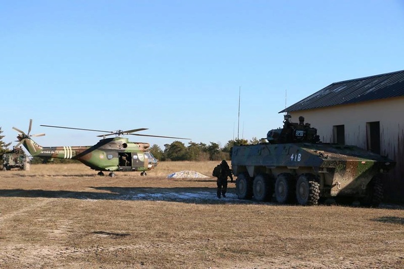 Armée Française / French Armed Forces - Page 33 0a24