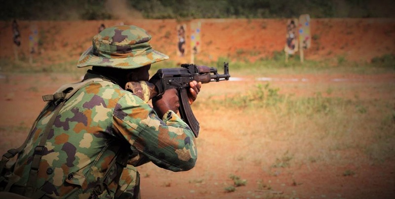 Armée Nigériane / Nigerian Armed Forces - Page 12 6716