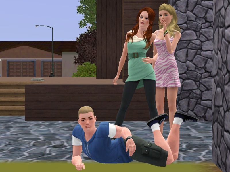 having fun with barbie,ken and mige(new pic! toddler!) Screen22