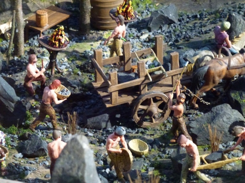 Dio-Horst: Skulpturen-Miniaturen-Museum -   Dios mit 7 cm Figuren Kelten11