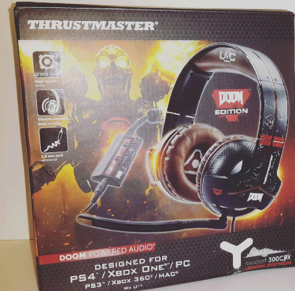 Thrustmaster - Recensione cuffie da gaming: Thrustmaster 300CPX (Doom Edition) B10