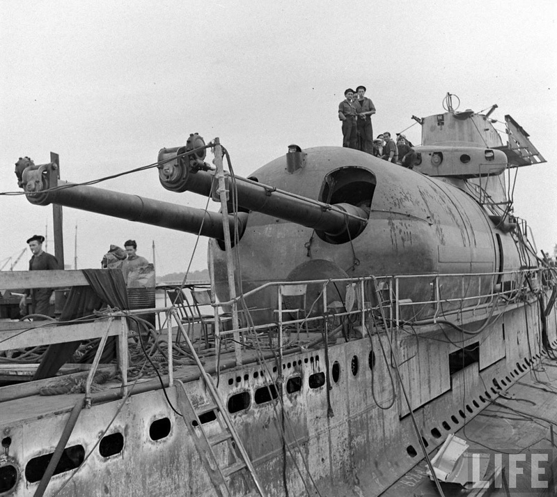 les sous-marins français Surcou11