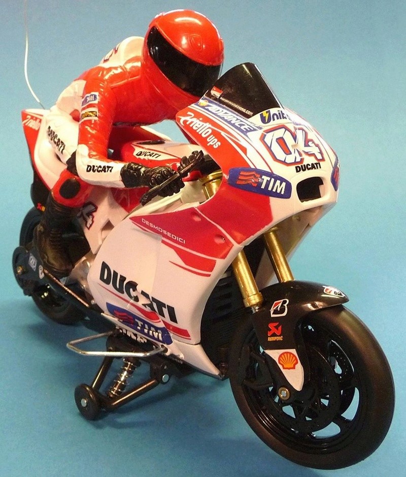 miniature - Page 5 Ducati12