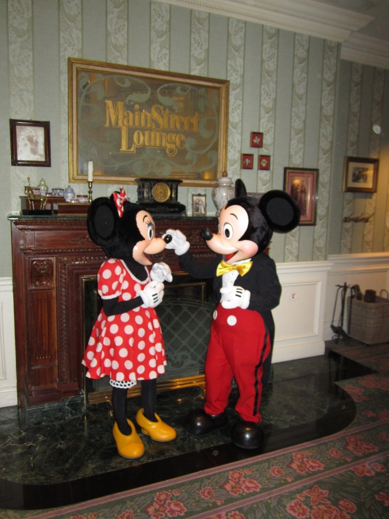 Photos avec les Personnages Disney - Page 33 27810