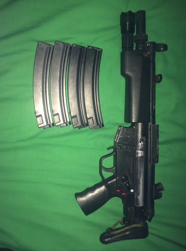 Vends ou échange un mp5 Image10