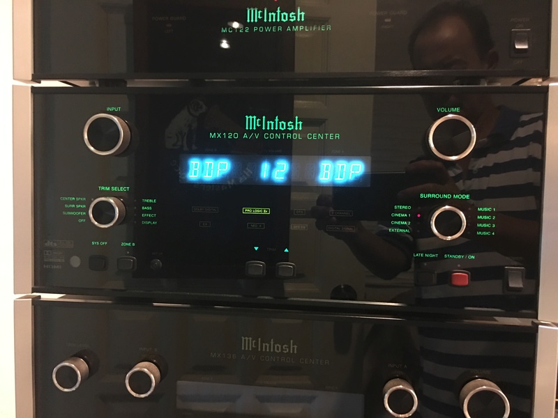 Mcintosh MX 120 preamp AV processor Img_1016