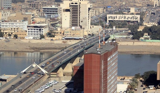 Traffic announces the lifting of checkpoints on both sides of the bridge republic in central Baghdad Bridge10