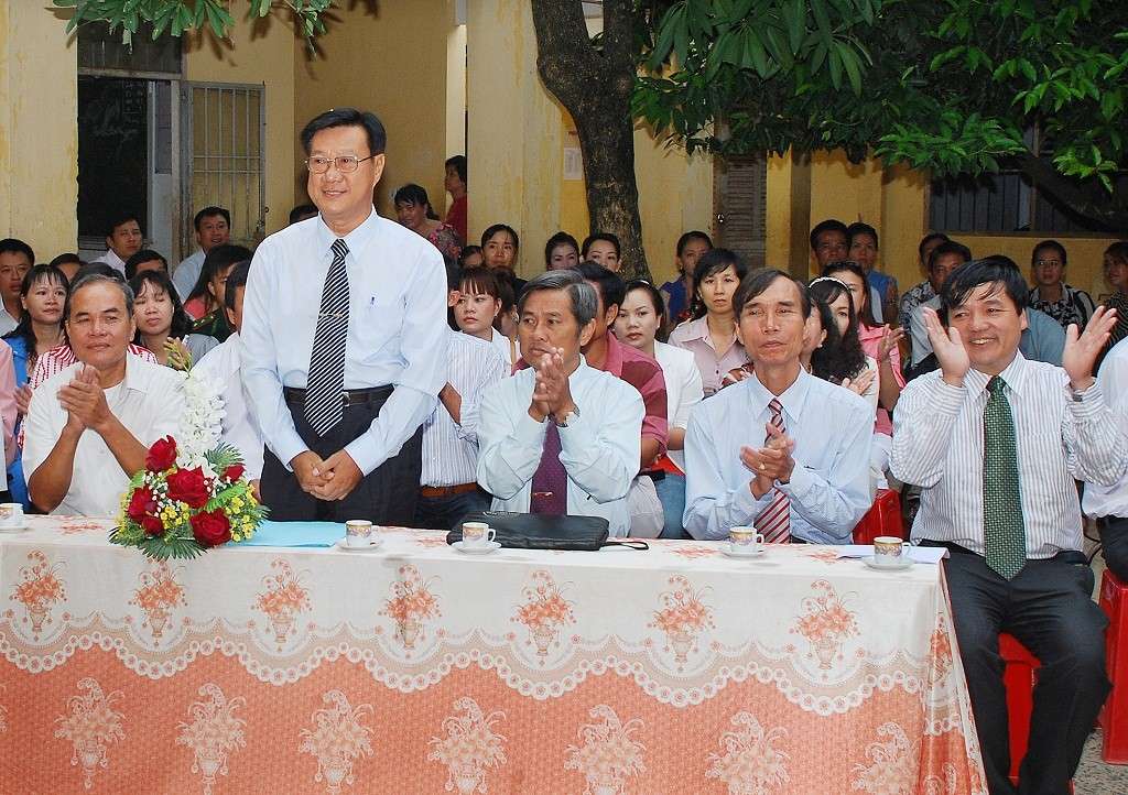 Chương trình Lễ khai giảng năm học 2012 - 2013 qua hình ảnh Dsc_8419