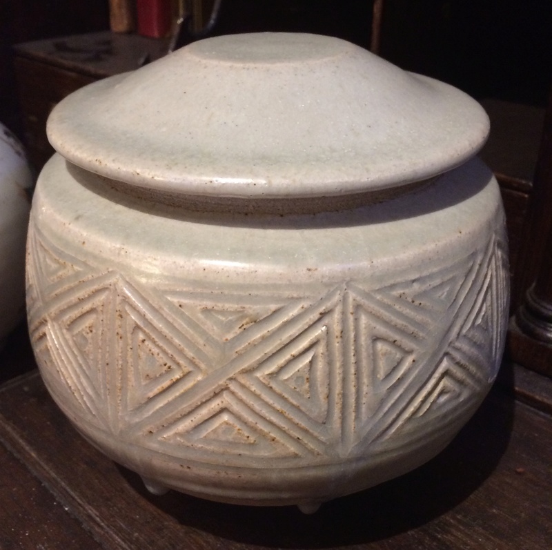 Lidded celadon pot, BK mark - Elizabeth Bernays-Ross? Img_4115