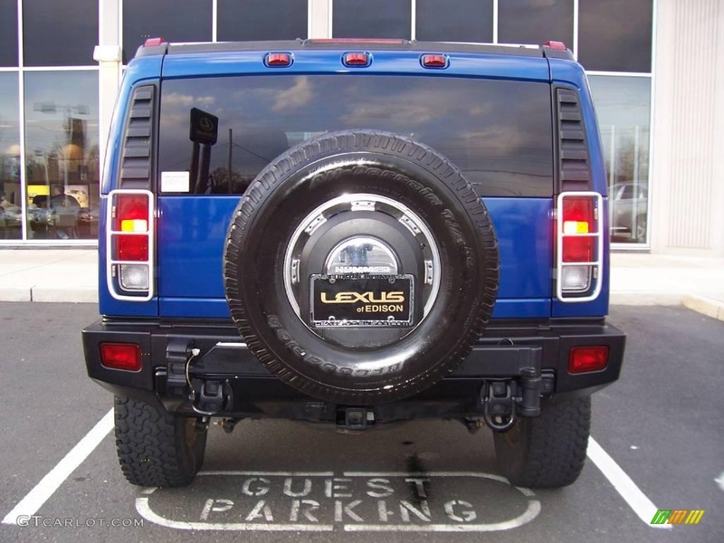 Connaissiez vous le Hummer H2 2006 Pacific Blue SUV ? vue par le Club Hummerbox cette édition très limitée 70432010