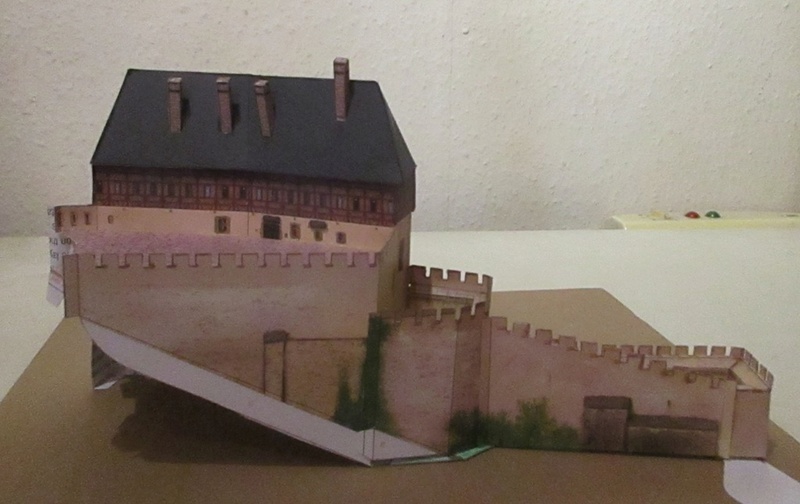 Fertig - Burg Karlstejn, Betexa,1 / 350, gebaut von Helmut D. Karlst22