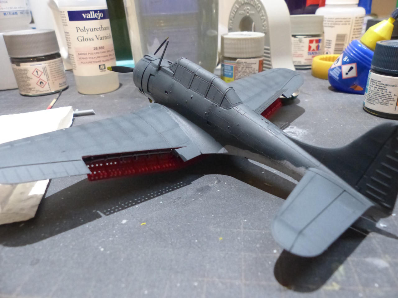 Douglas SBD-3 Dauntless - Midway 1942 [Flyhawk 1/72°] de Yuth (montage) - Page 2 Daunt130