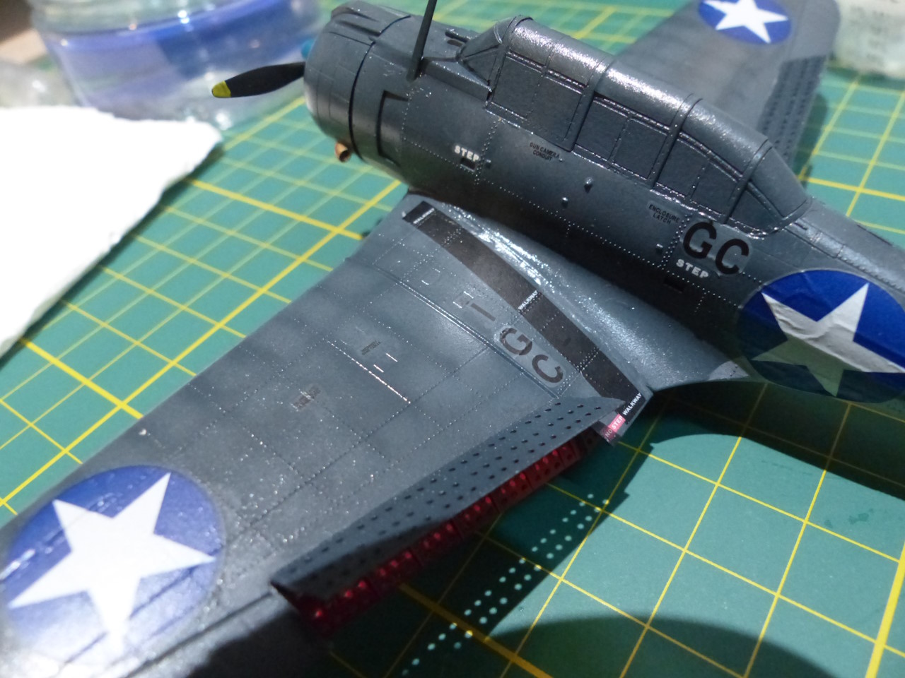 Douglas SBD-3 Dauntless - Midway 1942 [Flyhawk 1/72°] de Yuth - Page 3 Daunt136