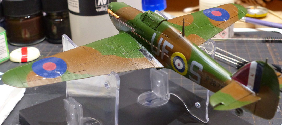 Hawker Hurricane Mk.1 [Eduard profipack 1/72°] de Yuth (atelier) Hurric37