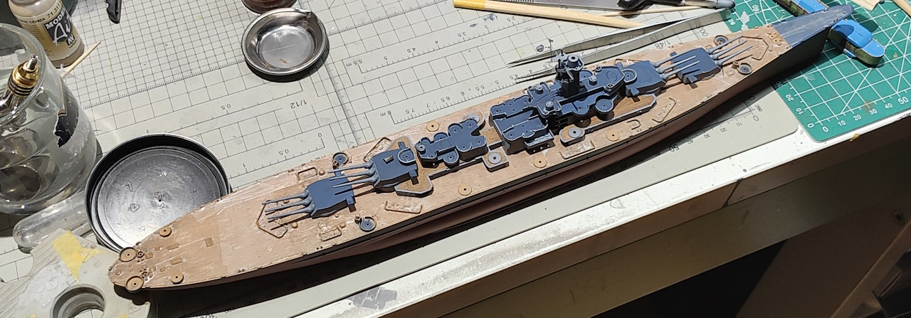 USS Montana BB-67 [VeryFire 1/700°] de Yuth - Page 2 Montan58