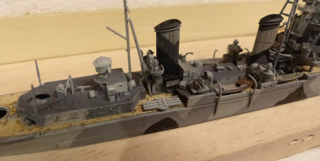 HMS Naiad, classe Dido, 1/700 Flyhawk (Completed) Naiad194