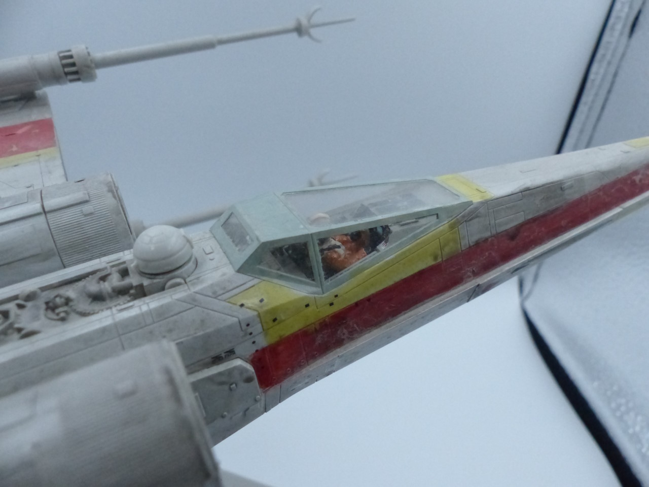 X-Wing 1/48 (Finemolds) RED 2 (montage) - Page 2 X-wing16
