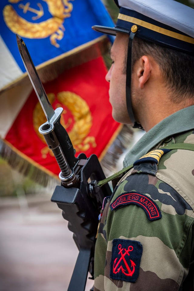 Bataillon de Fusiliers Marins DETROYAT Ex.GFM Toulon 58805510