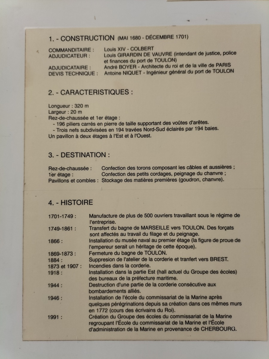 [ Les musées en rapport avec la Marine ] Conservatoire des tenues à Toulon - Page 9 Img20331