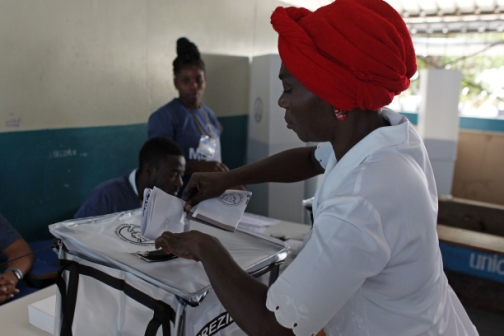 President Privert urges acceptance of Haiti’s election results Ele-ha10