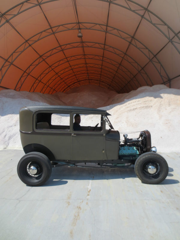 1930 Ford hot rod - Page 2 T2ec1251