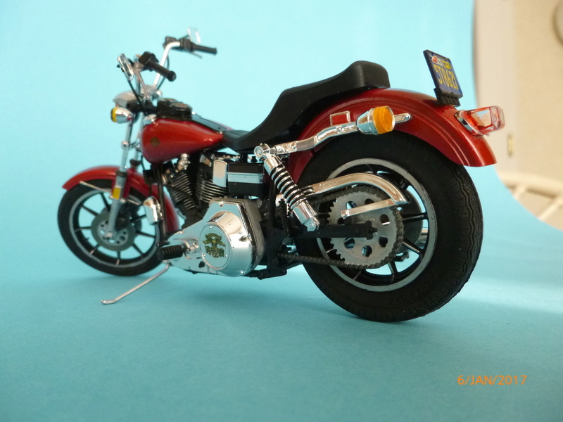 Harley Davidson Fat Bob 1:12 IMAI P1060238