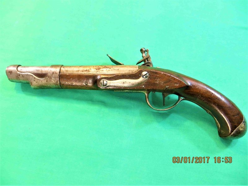 1763 - Pistolet Manufacture de Libreville  - Page 2 Img_5147